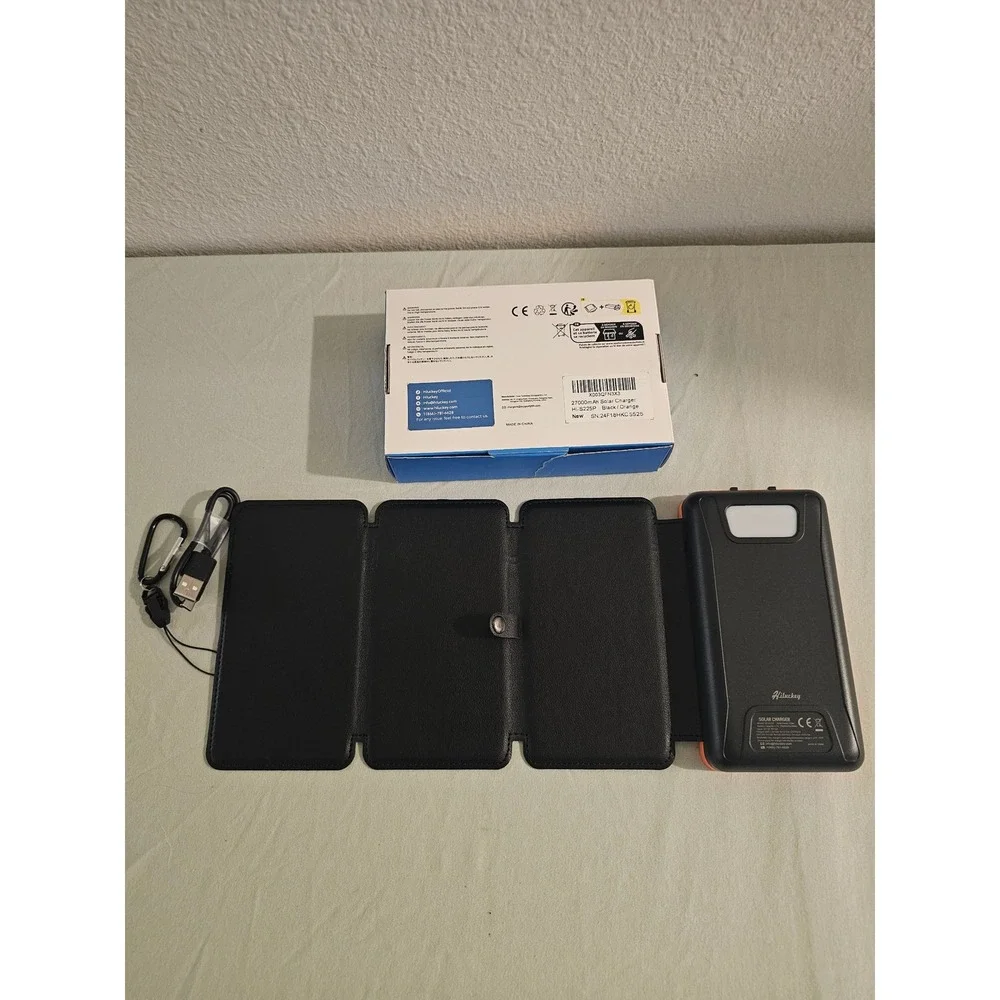 Hiluckey 27000mAh Solar Power Bank Charger 4 Panels HI-S225P Black